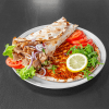 Turkse pizza met Döner kebab